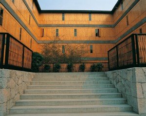 Le campus de l’Académie des Beaux-Arts de Xiangshan (Hangzhou, Chine), conçu par Amateur Architecture Studio. Copyright : François Ged