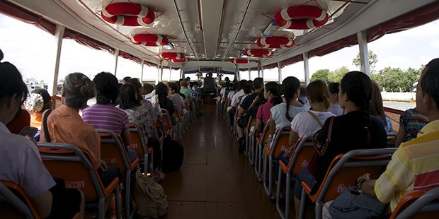 Bateau bus - Bangkok ; Crédits : Clément Pairot