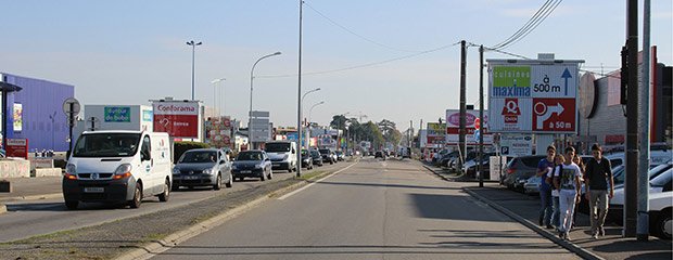 Route de vanne aujourd'hui ; Manon Diesnis, Prune Ferré, Léonie Patron