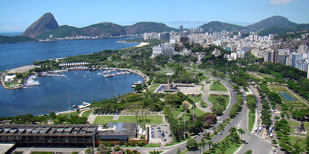 Marina Da Gloria - Rio de Janeiro ; Copyright : Rodrigo Solon / Wikimedia