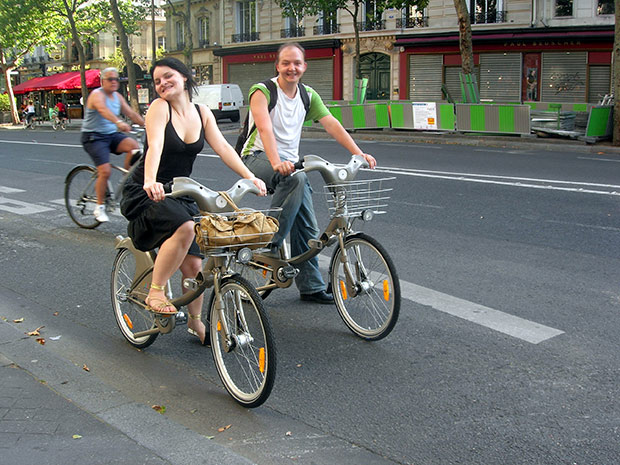 Trottoir Piste Velo Piste Cyclable Faire Du VÃ©lo Ã Paris
