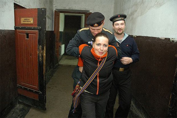 La prison de Karosta propose de passer une nuit comme d'authentiques prisonniers (c) Sobify