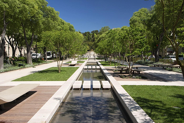 nimes victoire paysage