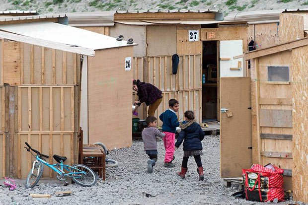 village-temporaire-chalets-batiment