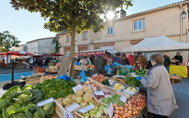 Marché à Mirande