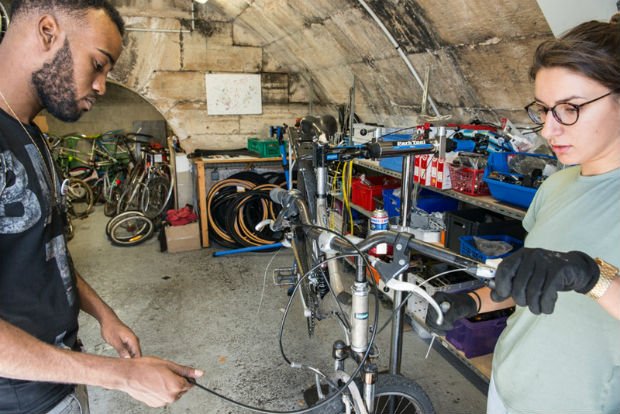 Solicycle, un lieu insolite pour réparer soi-même son vélo