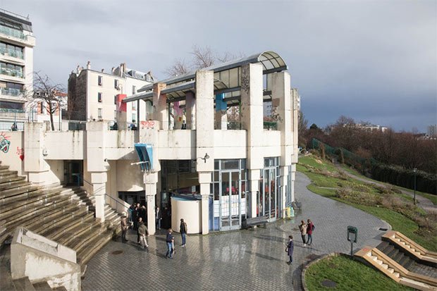 photo du batiment integrant les halles