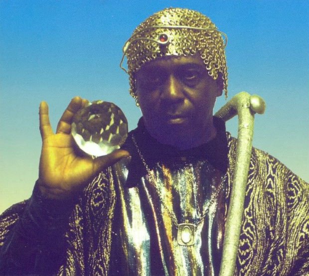 Sun Ra, musicien de jazz et père du mouvement afro-futuriste