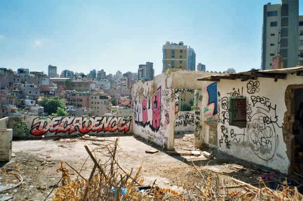 Graffiti dans le quartier de Ghabi à Beyrouth