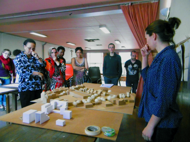 Présentation de la maquette aux futurs habitants du projet Lumière du Nord à Anvers