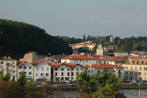 Renouer avec la tradition d’accueil des villes