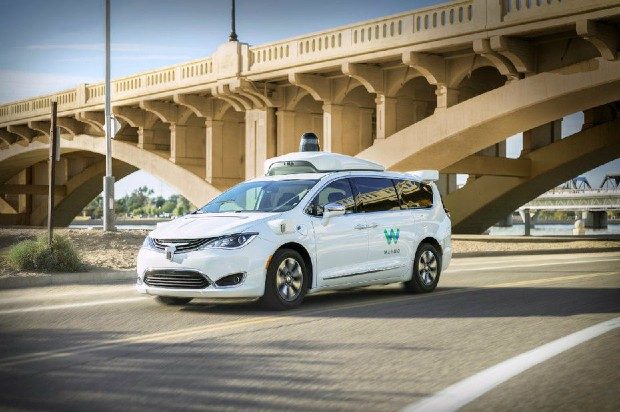 En 2020, Waymo (filiale de Alphabet) lançait un service de robot-taxi à Phoenix aux États-Unis © Waymo