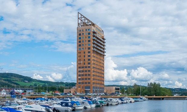 © Mjøstårnet en Norvège est la deuxième tour en bois la plus haute du monde - Facebook