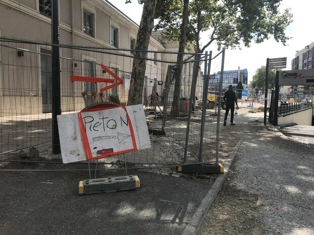 Demain la ville dans le rétro ! Marcher dans le bon sens